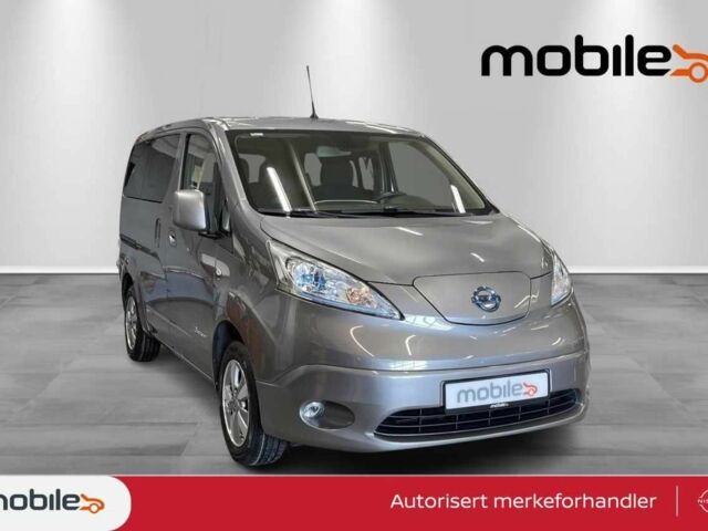 Сірий Ніссан NV200, об'ємом двигуна 0 л та пробігом 70 тис. км за 16300 $, фото 1 на Automoto.ua