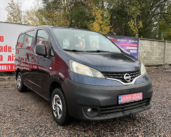 Синий Ниссан NV200, объемом двигателя 1.6 л и пробегом 274 тыс. км за 8700 $, фото 1 на Automoto.ua