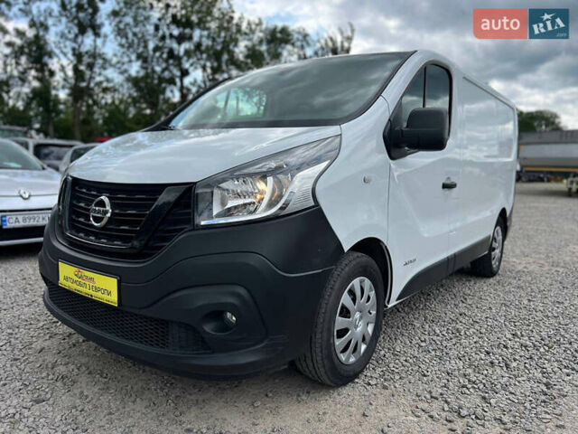 Білий Ніссан NV300, об'ємом двигуна 1.6 л та пробігом 185 тис. км за 16500 $, фото 1 на Automoto.ua