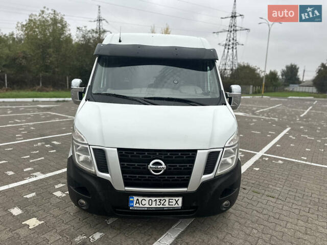 Белый Ниссан NV400, объемом двигателя 2.3 л и пробегом 450 тыс. км за 16700 $, фото 1 на Automoto.ua