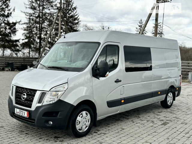 Сірий Ніссан NV400, об'ємом двигуна 2.3 л та пробігом 142 тис. км за 16800 $, фото 1 на Automoto.ua