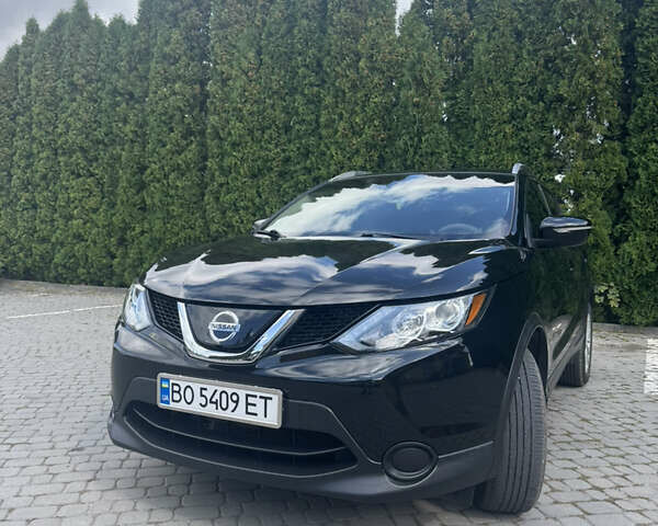 Черный Ниссан Rogue Sport, объемом двигателя 2 л и пробегом 82 тыс. км за 17600 $, фото 1 на Automoto.ua