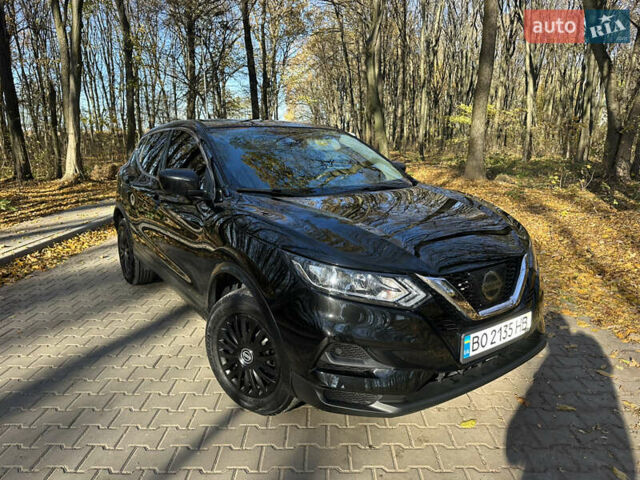 Черный Ниссан Rogue Sport, объемом двигателя 2 л и пробегом 92 тыс. км за 13500 $, фото 1 на Automoto.ua