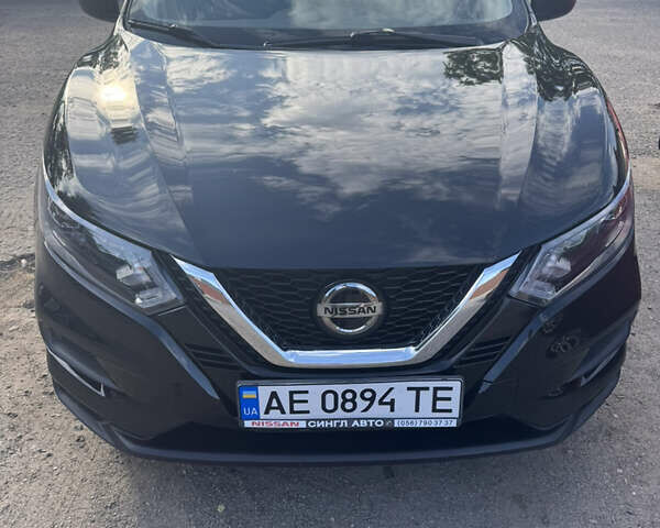 Чорний Ніссан Rogue Sport, об'ємом двигуна 2 л та пробігом 38 тис. км за 18000 $, фото 1 на Automoto.ua