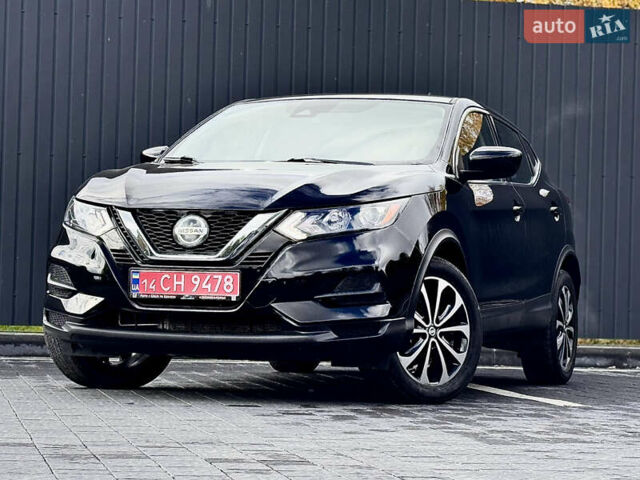 Черный Ниссан Rogue Sport, объемом двигателя 2 л и пробегом 123 тыс. км за 16250 $, фото 1 на Automoto.ua