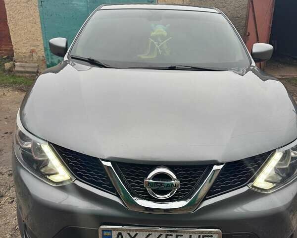Сірий Ніссан Rogue Sport, об'ємом двигуна 2 л та пробігом 96 тис. км за 13700 $, фото 1 на Automoto.ua