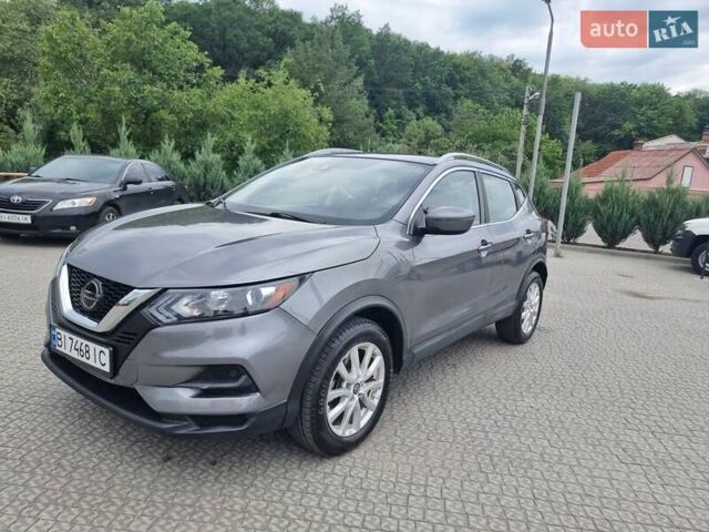 Серый Ниссан Rogue Sport, объемом двигателя 2 л и пробегом 53 тыс. км за 17900 $, фото 1 на Automoto.ua