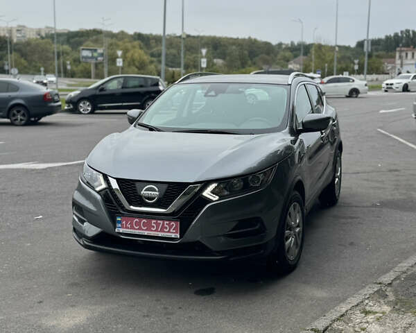 Серый Ниссан Rogue Sport, объемом двигателя 0 л и пробегом 80 тыс. км за 16000 $, фото 1 на Automoto.ua