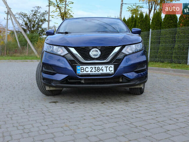 Синий Ниссан Rogue Sport, объемом двигателя 2 л и пробегом 160 тыс. км за 15000 $, фото 1 на Automoto.ua