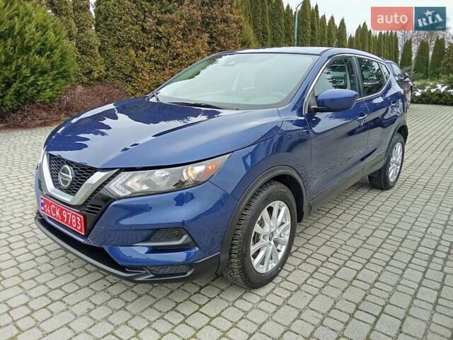 Синий Ниссан Rogue Sport, объемом двигателя 2 л и пробегом 119 тыс. км за 14150 $, фото 1 на Automoto.ua