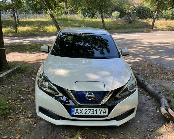 Белый Ниссан Sylphy, объемом двигателя 0 л и пробегом 87 тыс. км за 13000 $, фото 1 на Automoto.ua