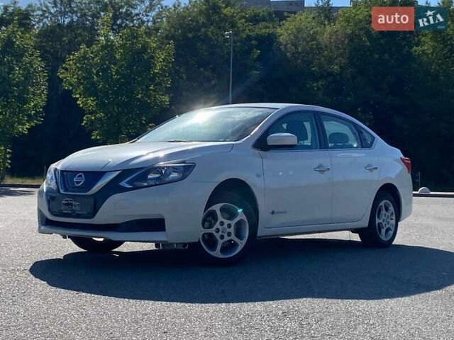 Ниссан Sylphy, объемом двигателя 0 л и пробегом 50 тыс. км за 14500 $, фото 1 на Automoto.ua