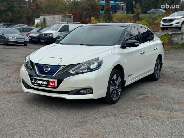 Ниссан Sylphy EV 2019 в Виннице на Automoto.ua Белый Ниссан Sylphy EV, объемом двигателя 0 л и пробегом 111 тыс. км за 14890 $, фото 1 на Automoto.ua