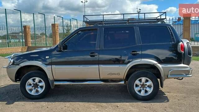 Чорний Ніссан Terrano II, об'ємом двигуна 2.7 л та пробігом 251 тис. км за 3500 $, фото 1 на Automoto.ua