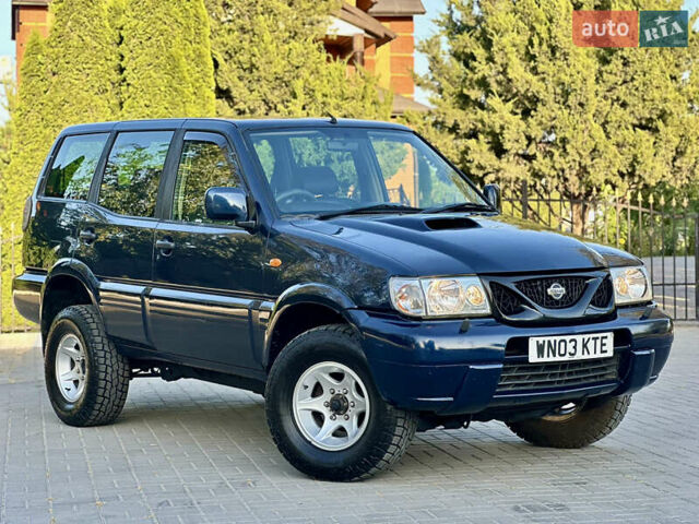 Синий Ниссан Terrano II, объемом двигателя 3 л и пробегом 168 тыс. км за 5500 $, фото 1 на Automoto.ua
