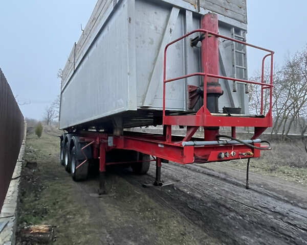 Красный Новатрейл СКИ, объемом двигателя 0 л и пробегом 0 тыс. км за 13500 $, фото 1 на Automoto.ua