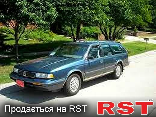 Синий Олдсмобиль Катласс, объемом двигателя 3.3 л и пробегом 132 тыс. км за 2000 $, фото 1 на Automoto.ua