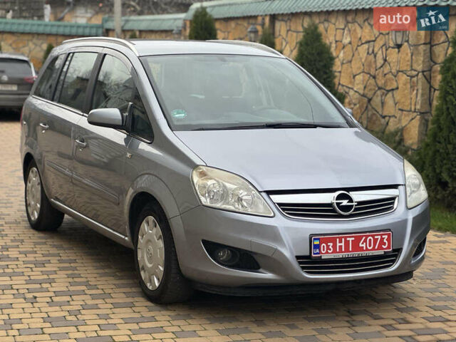 Синий Опель 1.8 Liter, объемом двигателя 1.8 л и пробегом 230 тыс. км за 6500 $, фото 1 на Automoto.ua