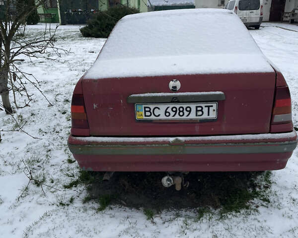 Черный Опель 1900, объемом двигателя 1.6 л и пробегом 500 тыс. км за 370 $, фото 1 на Automoto.ua