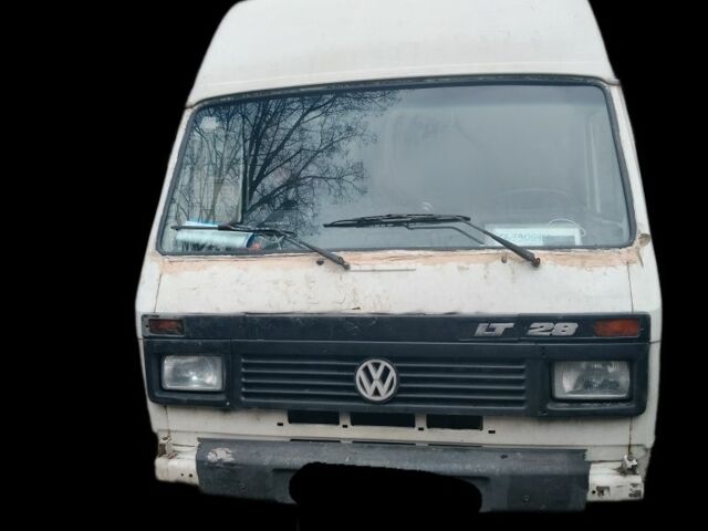 Белый Опель Адам, объемом двигателя 0 л и пробегом 356 тыс. км за 2500 $, фото 1 на Automoto.ua