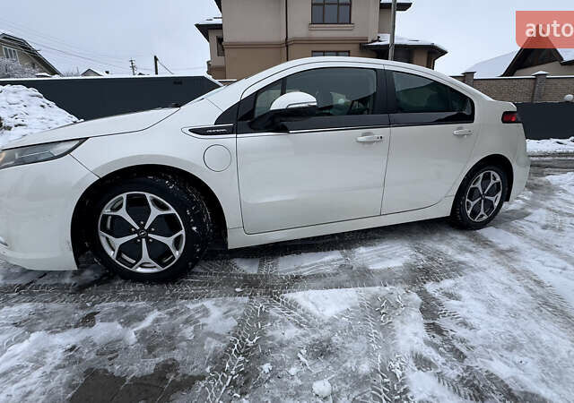 Белый Опель Ампера, объемом двигателя 1.4 л и пробегом 207 тыс. км за 9300 $, фото 1 на Automoto.ua