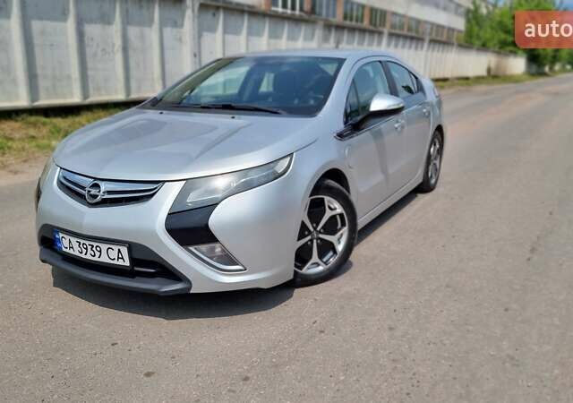 Сірий Опель Ампера, об'ємом двигуна 1.4 л та пробігом 132 тис. км за 11300 $, фото 1 на Automoto.ua