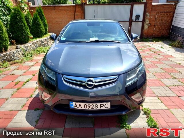 Сірий Опель Ампера, об'ємом двигуна 1.4 л та пробігом 130 тис. км за 9000 $, фото 1 на Automoto.ua