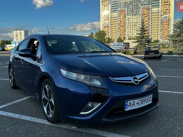 Синій Опель Ампера, об'ємом двигуна 1.4 л та пробігом 239 тис. км за 10000 $, фото 1 на Automoto.ua