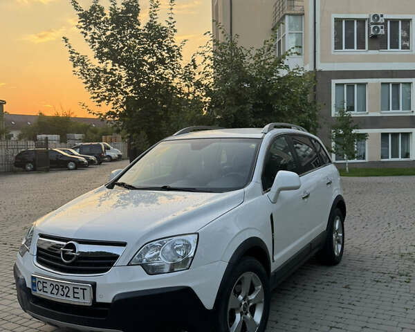 Белый Опель Антара, объемом двигателя 1.99 л и пробегом 142 тыс. км за 10000 $, фото 1 на Automoto.ua