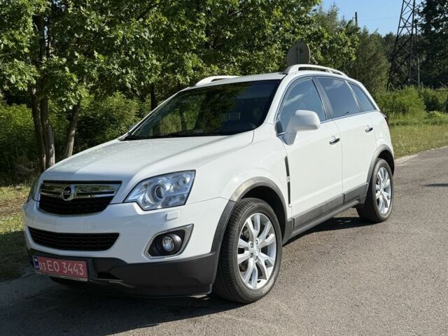 Белый Опель Антара, объемом двигателя 2.2 л и пробегом 158 тыс. км за 14800 $, фото 1 на Automoto.ua