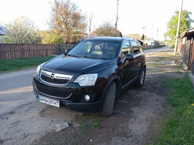 Черный Опель Антара, объемом двигателя 2 л и пробегом 190 тыс. км за 10000 $, фото 1 на Automoto.ua