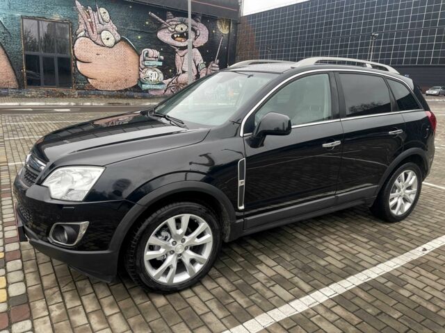 Чорний Опель Антара, об'ємом двигуна 2.2 л та пробігом 138 тис. км за 12450 $, фото 1 на Automoto.ua