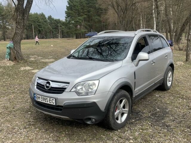 Серый Опель Антара, объемом двигателя 1.99 л и пробегом 300 тыс. км за 5750 $, фото 1 на Automoto.ua