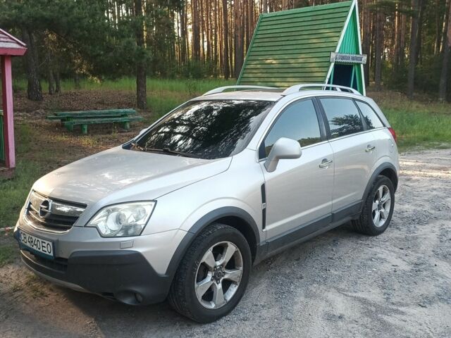 Сірий Опель Антара, об'ємом двигуна 2 л та пробігом 240 тис. км за 8094 $, фото 1 на Automoto.ua