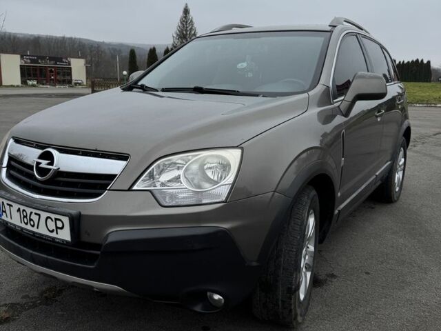 Серый Опель Антара, объемом двигателя 2 л и пробегом 208 тыс. км за 7500 $, фото 1 на Automoto.ua