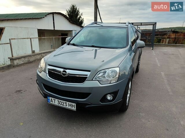 Сірий Опель Антара, об'ємом двигуна 2.4 л та пробігом 129 тис. км за 8600 $, фото 1 на Automoto.ua