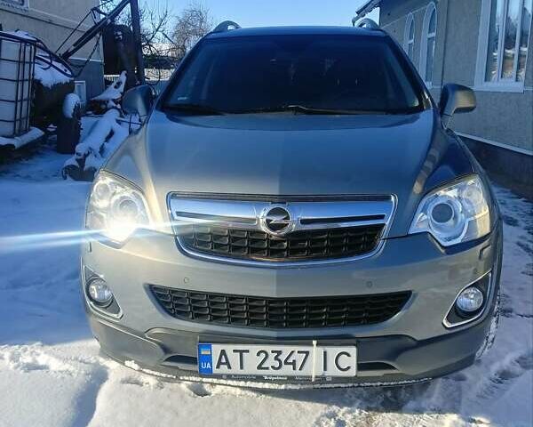 Серый Опель Антара, объемом двигателя 2.2 л и пробегом 225 тыс. км за 12900 $, фото 1 на Automoto.ua