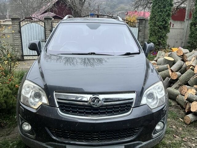 Сірий Опель Антара, об'ємом двигуна 2.2 л та пробігом 200 тис. км за 2800 $, фото 1 на Automoto.ua