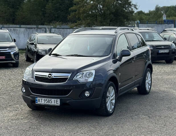 Серый Опель Антара, объемом двигателя 2.2 л и пробегом 206 тыс. км за 11650 $, фото 1 на Automoto.ua