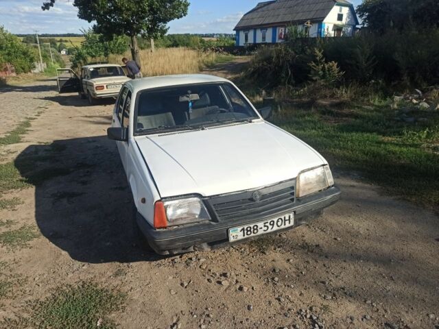 Белый Опель Аскона, объемом двигателя 0 л и пробегом 150 тыс. км за 900 $, фото 1 на Automoto.ua