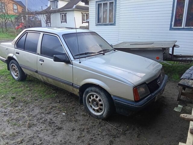 Бежевый Опель Аскона, объемом двигателя 0 л и пробегом 1000 тыс. км за 500 $, фото 1 на Automoto.ua