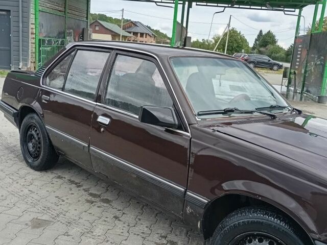 Коричневий Опель Аскона, об'ємом двигуна 1 л та пробігом 6 тис. км за 700 $, фото 1 на Automoto.ua