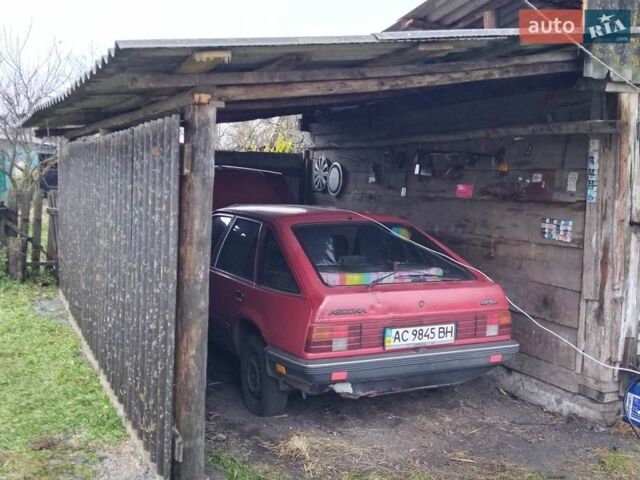 Червоний Опель Аскона, об'ємом двигуна 1.6 л та пробігом 960 тис. км за 700 $, фото 1 на Automoto.ua