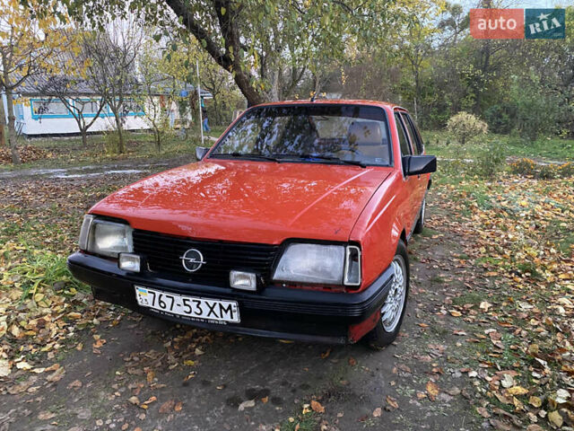 Красный Опель Аскона, объемом двигателя 1.3 л и пробегом 100 тыс. км за 1100 $, фото 1 на Automoto.ua