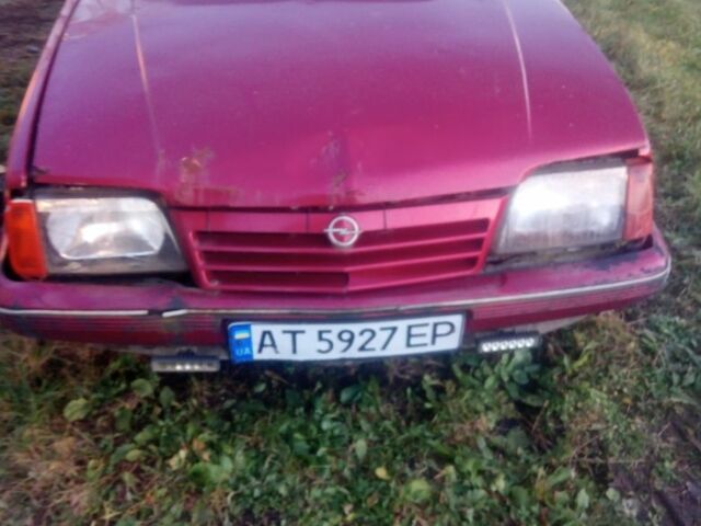 Красный Опель Аскона, объемом двигателя 1.8 л и пробегом 654 тыс. км за 300 $, фото 1 на Automoto.ua