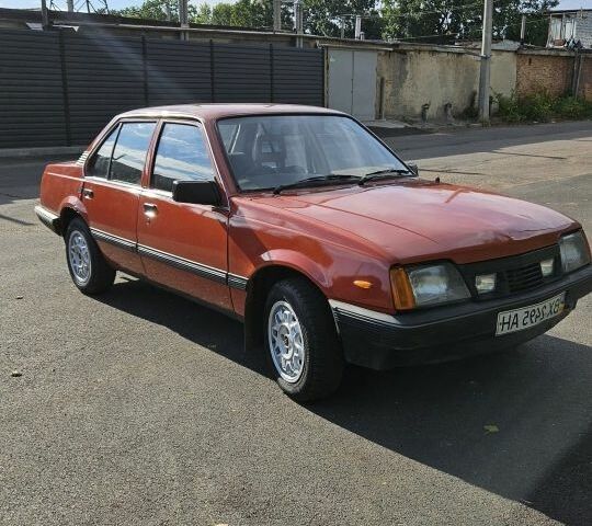 Красный Опель Аскона, объемом двигателя 0 л и пробегом 100 тыс. км за 1000 $, фото 1 на Automoto.ua