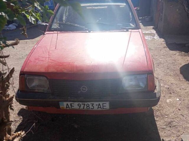 Красный Опель Аскона, объемом двигателя 2 л и пробегом 3 тыс. км за 1427 $, фото 1 на Automoto.ua