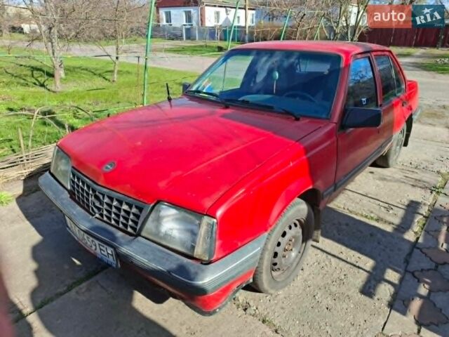 Красный Опель Аскона, объемом двигателя 1.6 л и пробегом 167 тыс. км за 1100 $, фото 1 на Automoto.ua