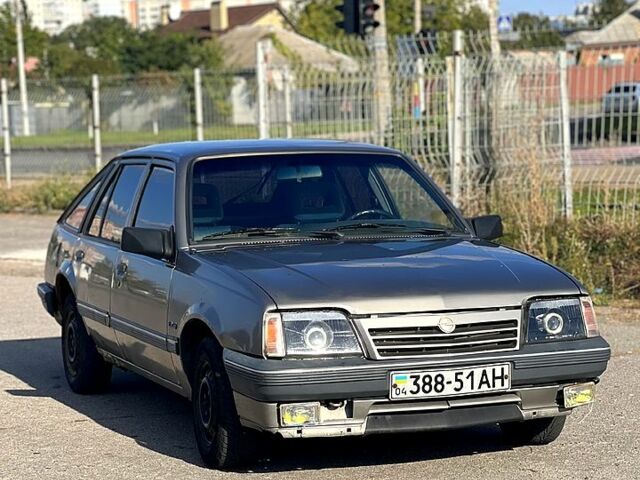 Опель Аскона, объемом двигателя 1.6 л и пробегом 0 тыс. км за 600 $, фото 1 на Automoto.ua