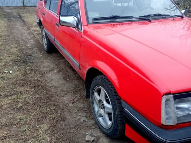 Опель Аскона, объемом двигателя 1.6 л и пробегом 0 тыс. км за 1000 $, фото 1 на Automoto.ua